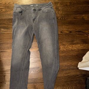 Old Navy Grey Boyfriend Jeans Midrise